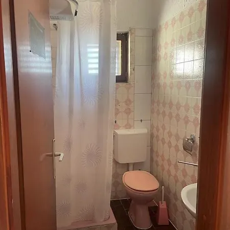Croatia Accommodation-snjezana Pensión *